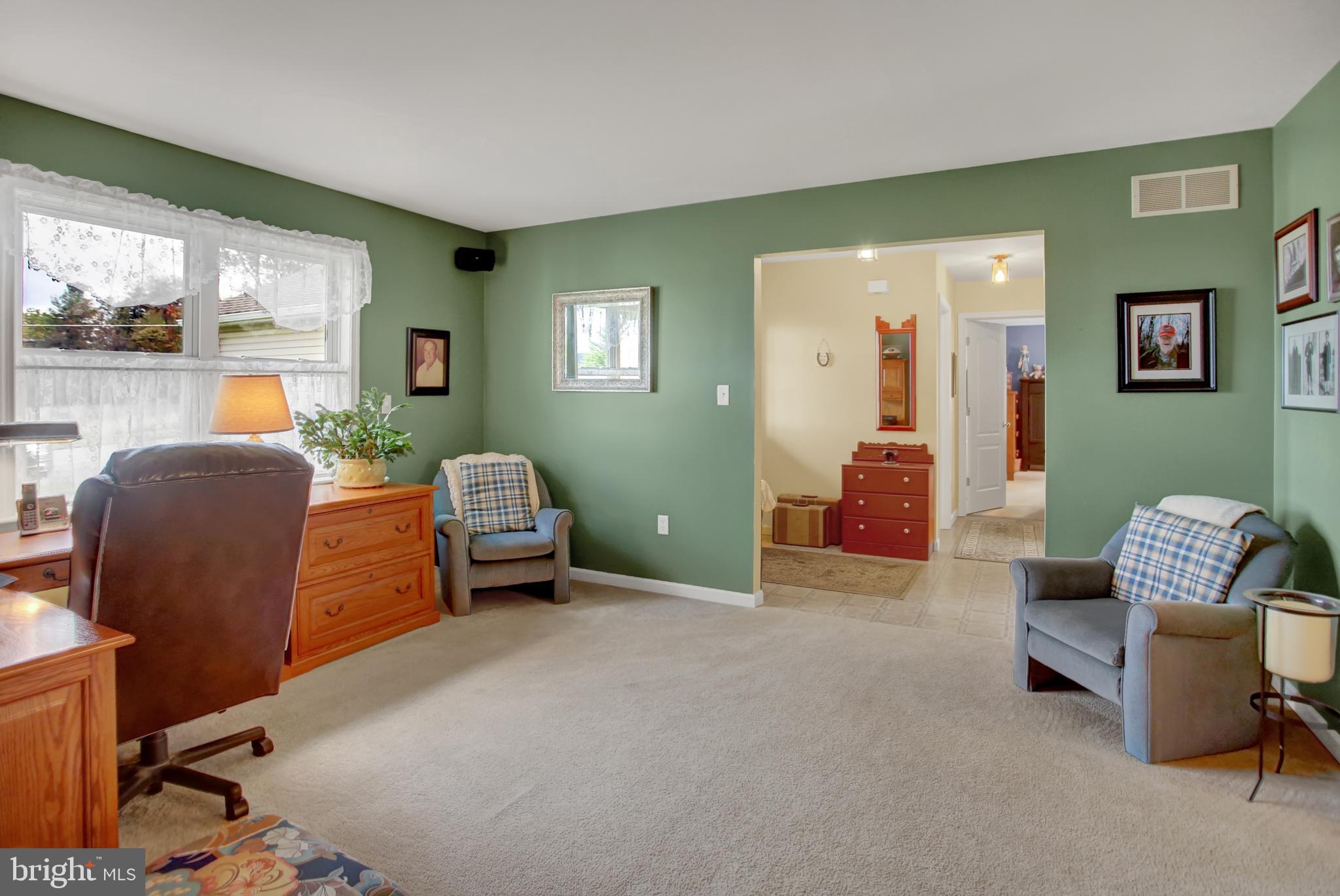 958 Myerstown Road Gardners, PA 17324 - Photo 5 of 27 Gallery Image 5
