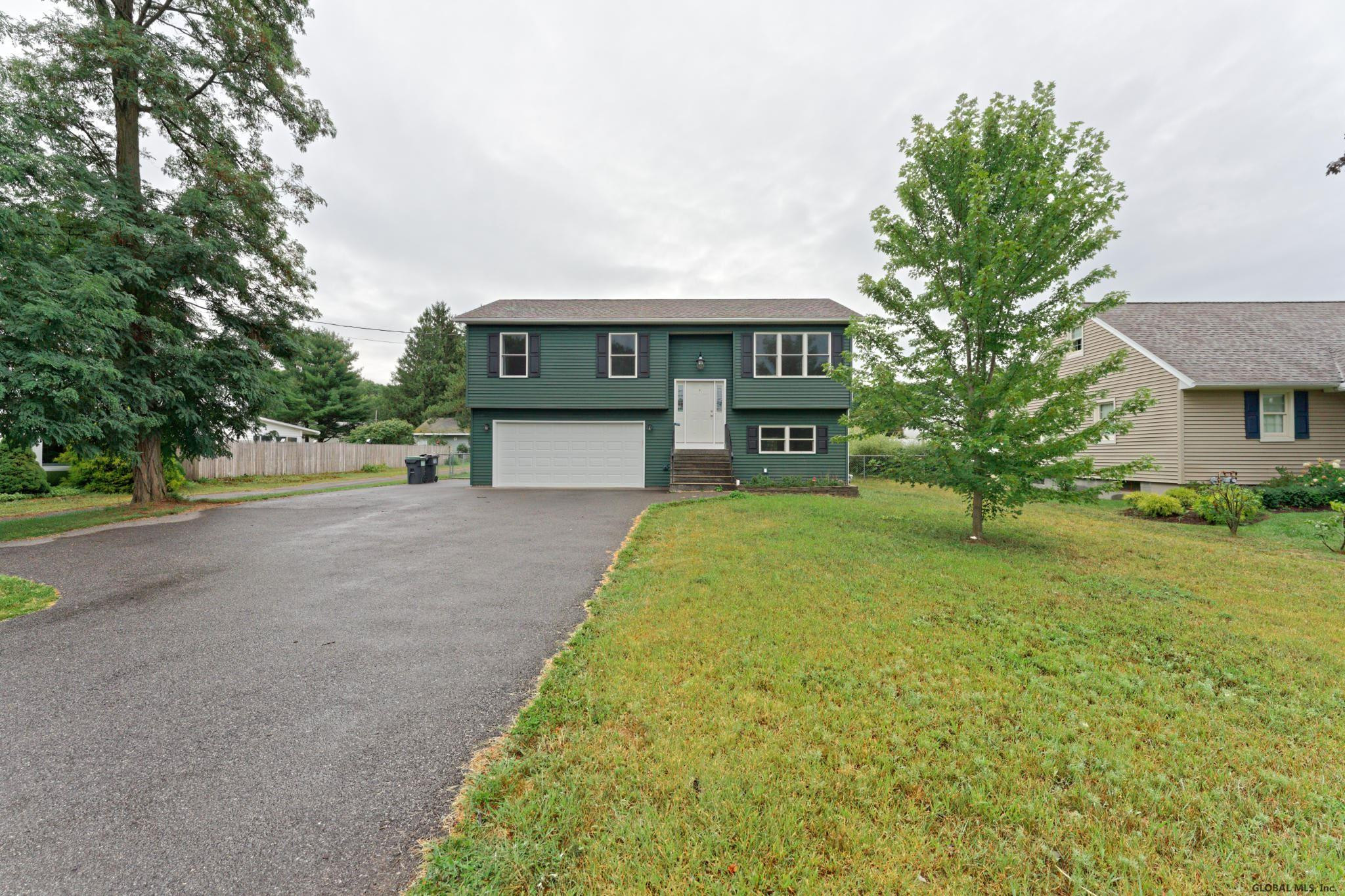 209 A Vly Road Colonie, NY 12309 - Photo 1 of 35 Photo 1