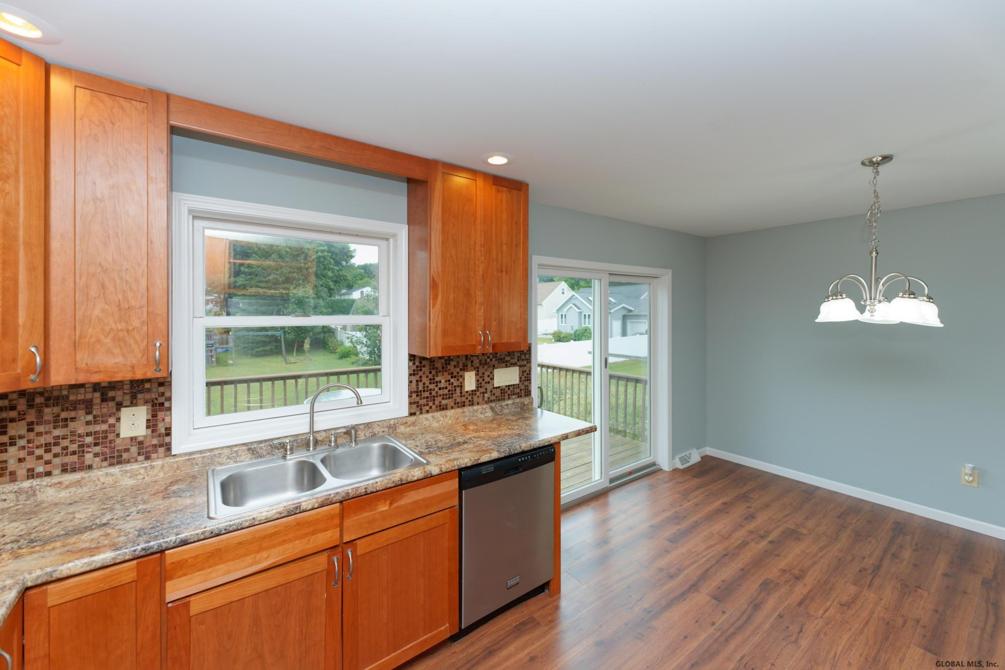 209 A Vly Road Colonie, NY 12309 - Photo 14 of 35 Photo 14
