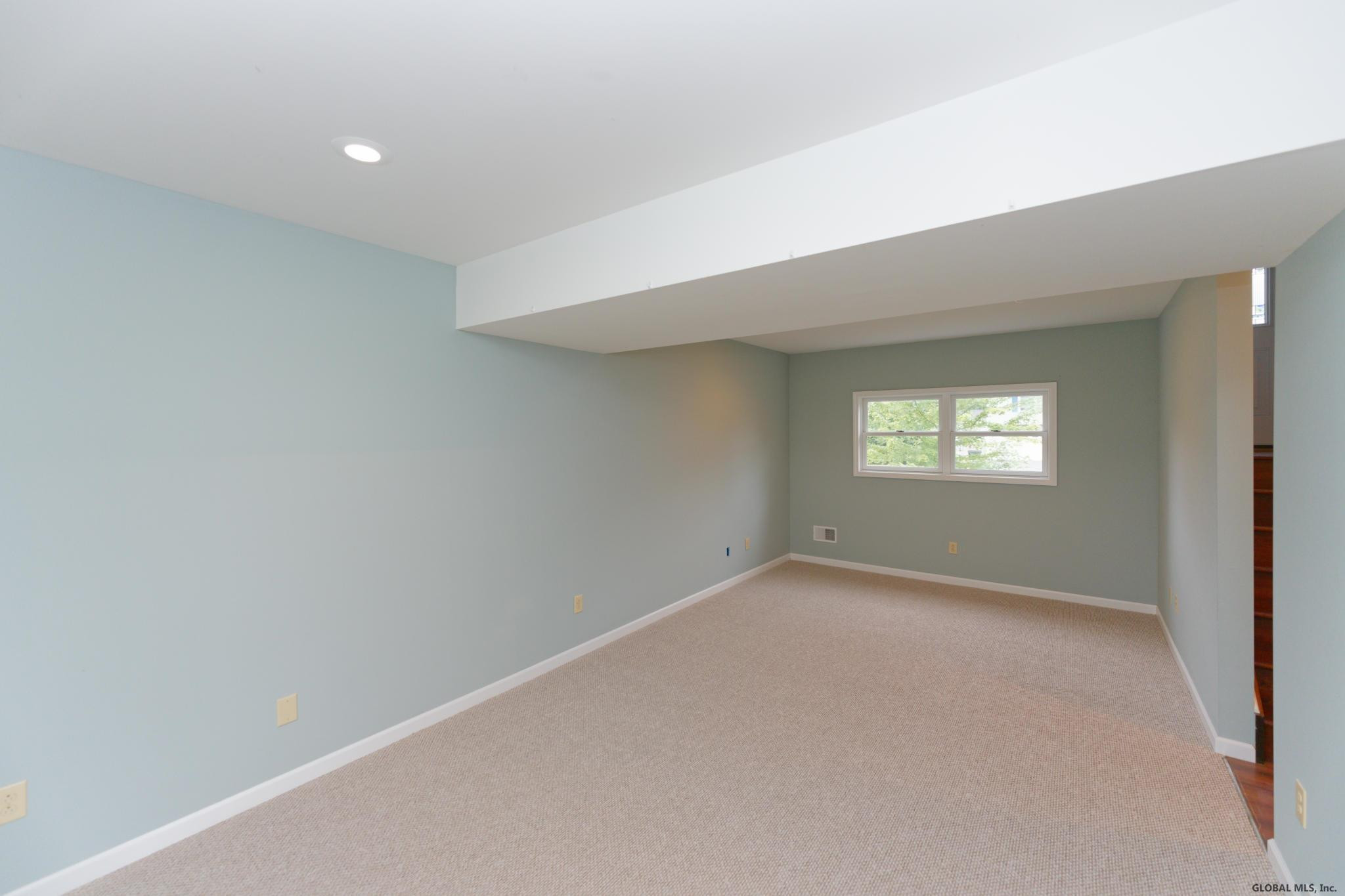 209 A Vly Road Colonie, NY 12309 - Photo 16 of 35 Photo 16