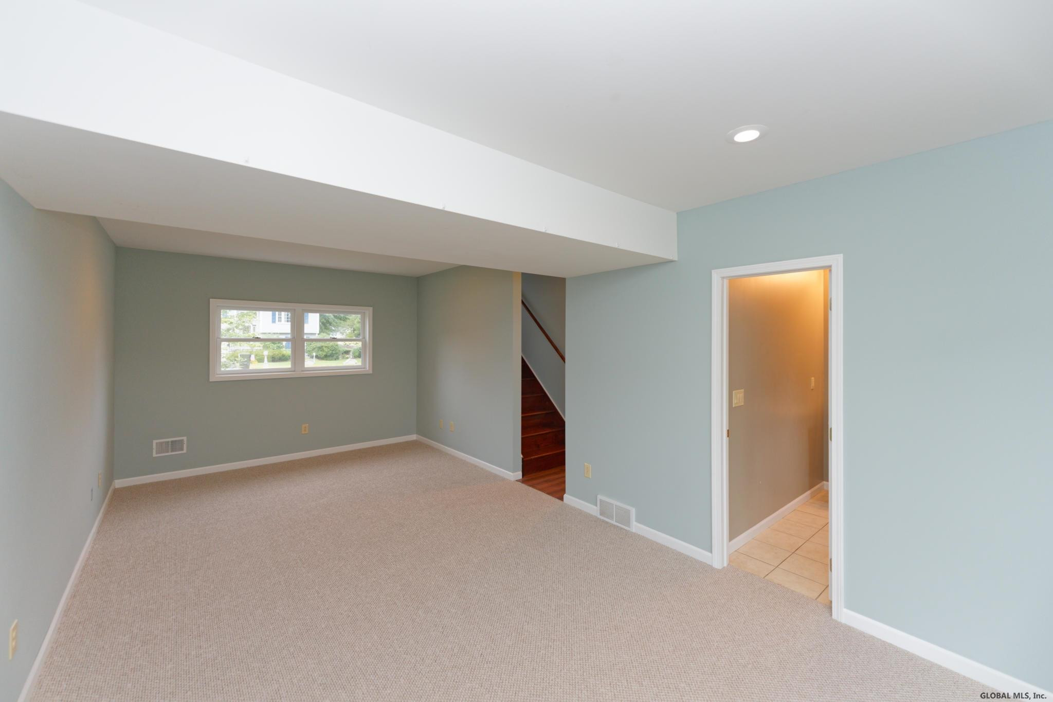 209 A Vly Road Colonie, NY 12309 - Photo 17 of 35 Photo 17