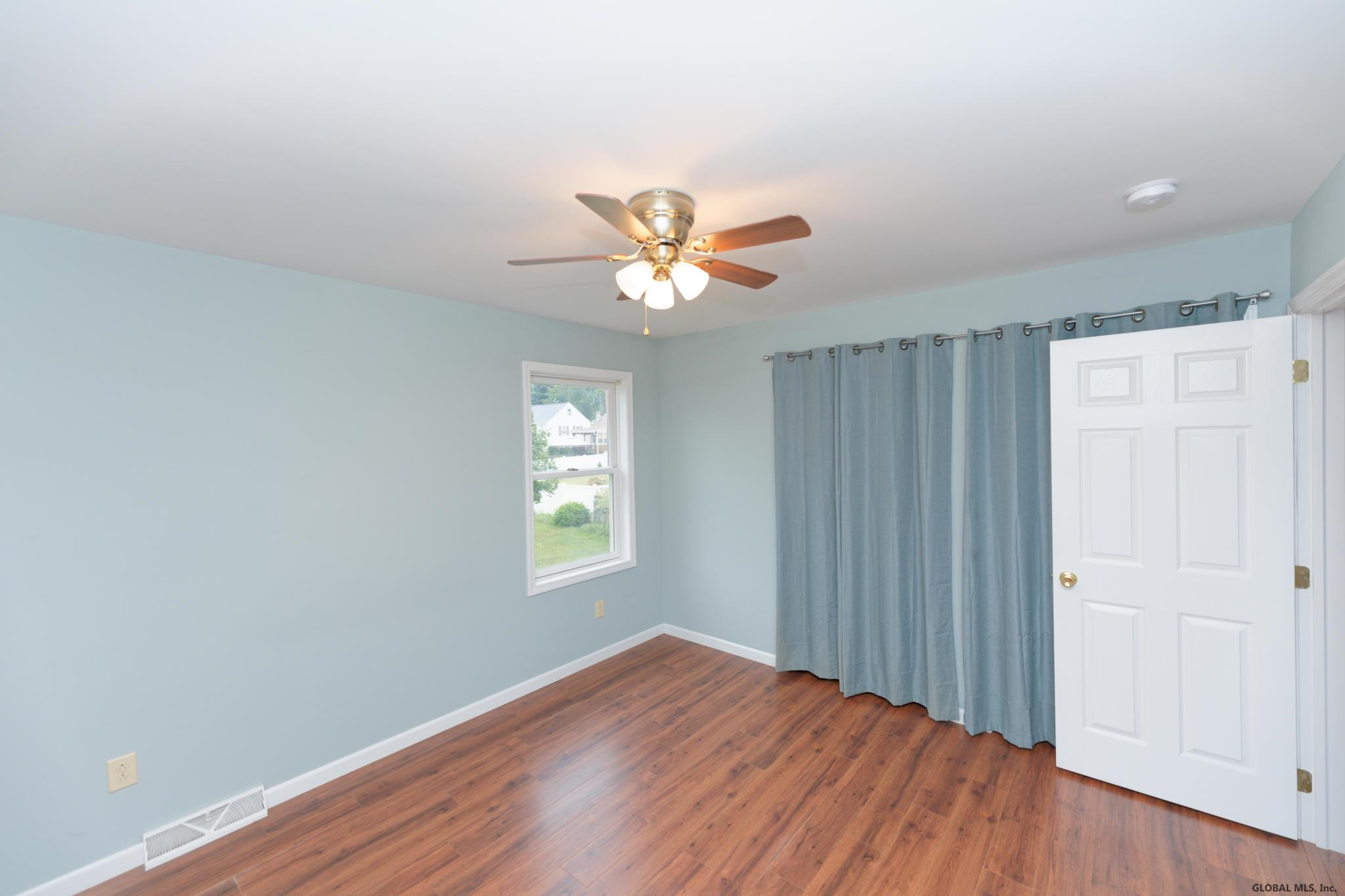 209 A Vly Road Colonie, NY 12309 - Photo 21 of 35 Photo 21