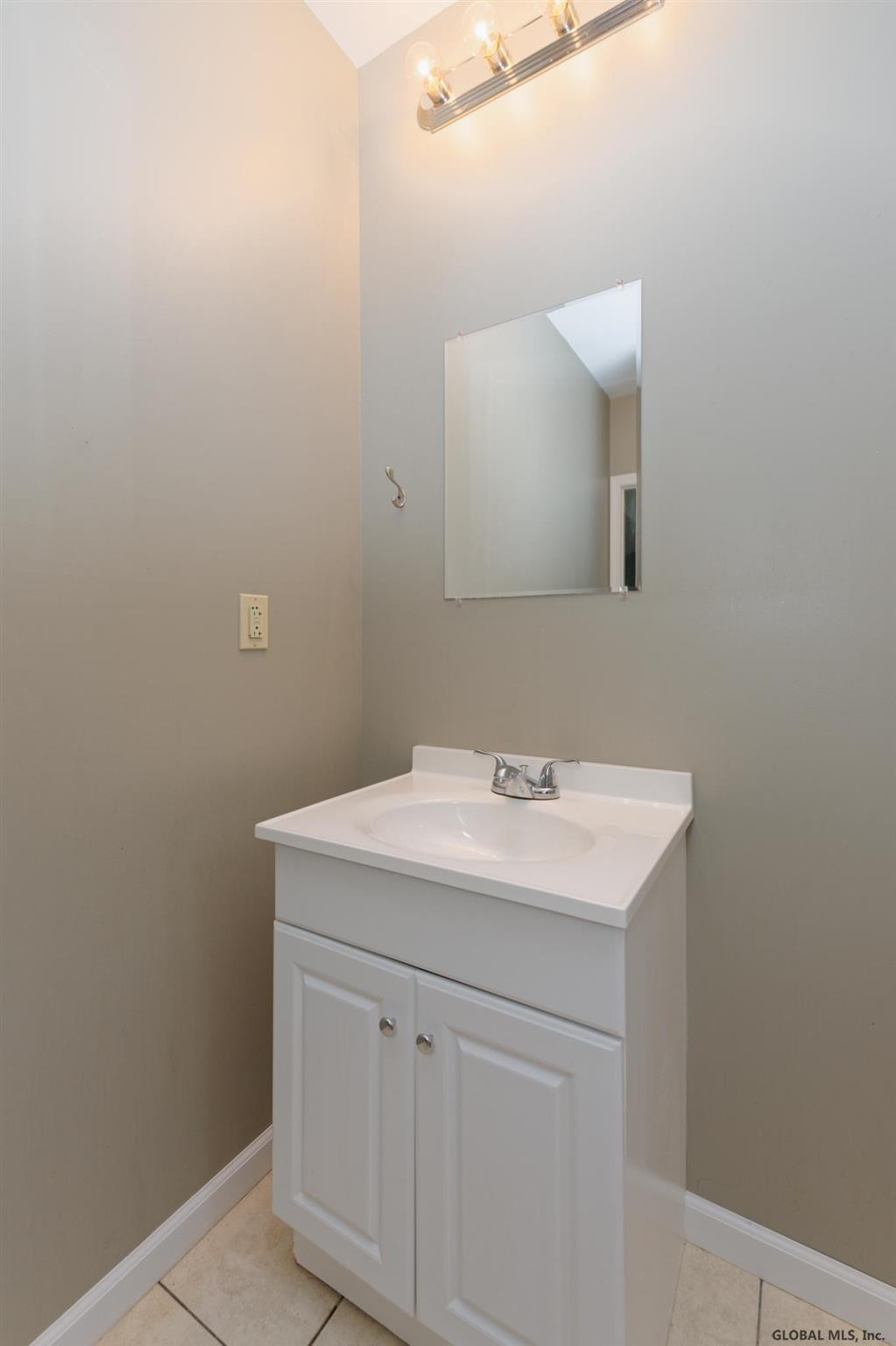 209 A Vly Road Colonie, NY 12309 - Photo 26 of 35 Photo 26