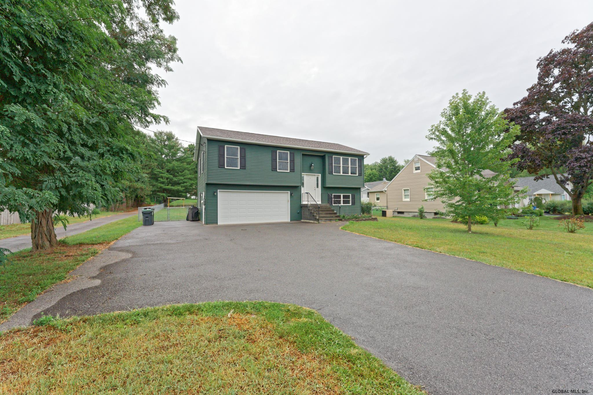 209 A Vly Road Colonie, NY 12309 - Photo 3 of 35 Photo 3
