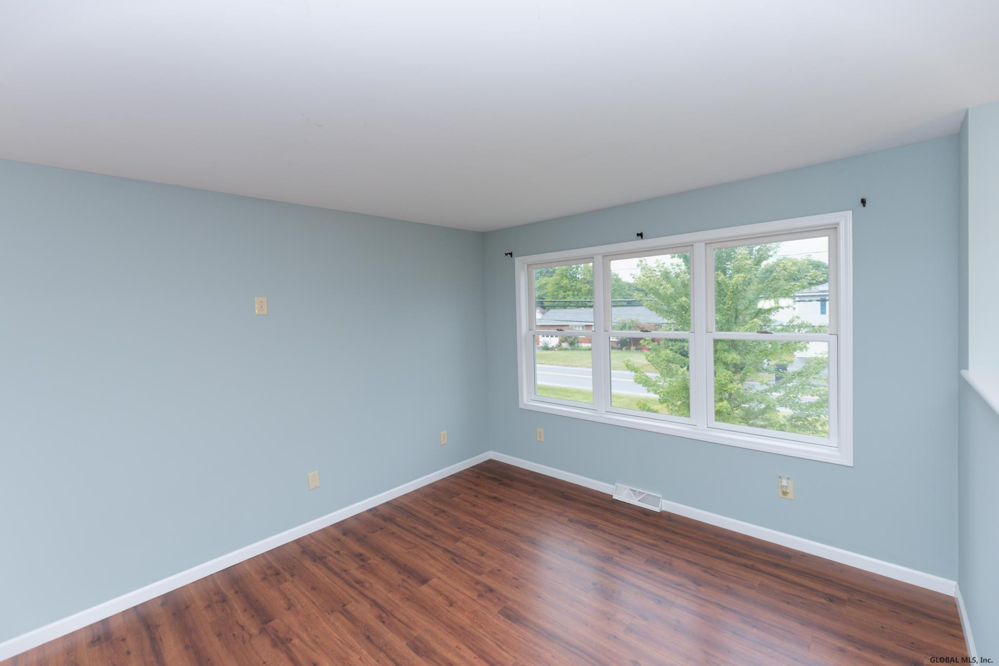 209 A Vly Road Colonie, NY 12309 - Photo 5 of 35 Photo 5