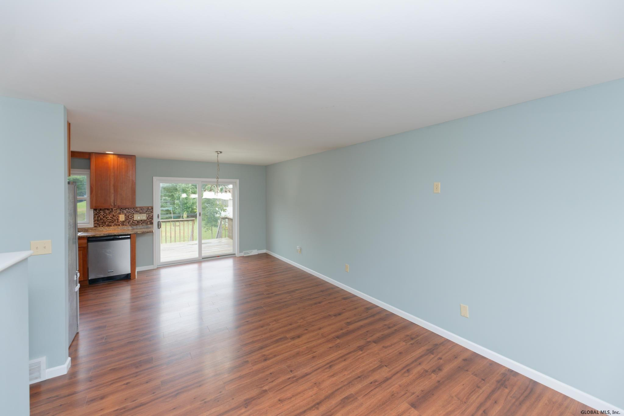 209 A Vly Road Colonie, NY 12309 - Photo 8 of 35 Photo 8