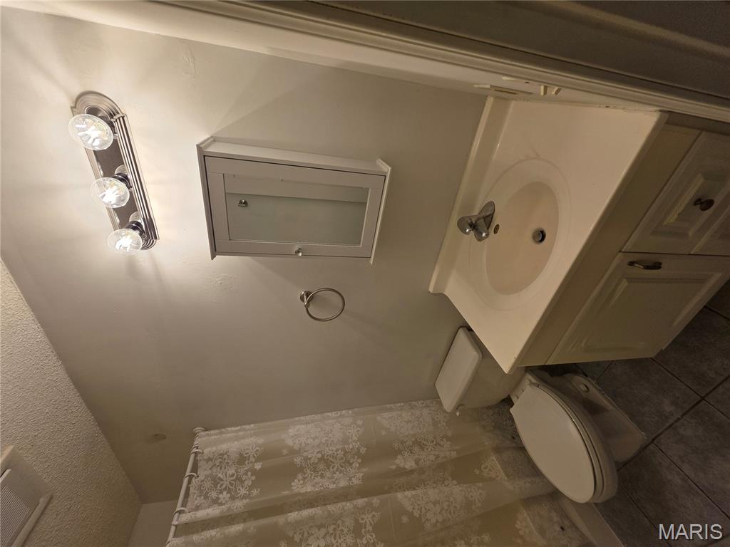 832 Prigge Road St. Louis, MO 63138 - Photo 15 of 32