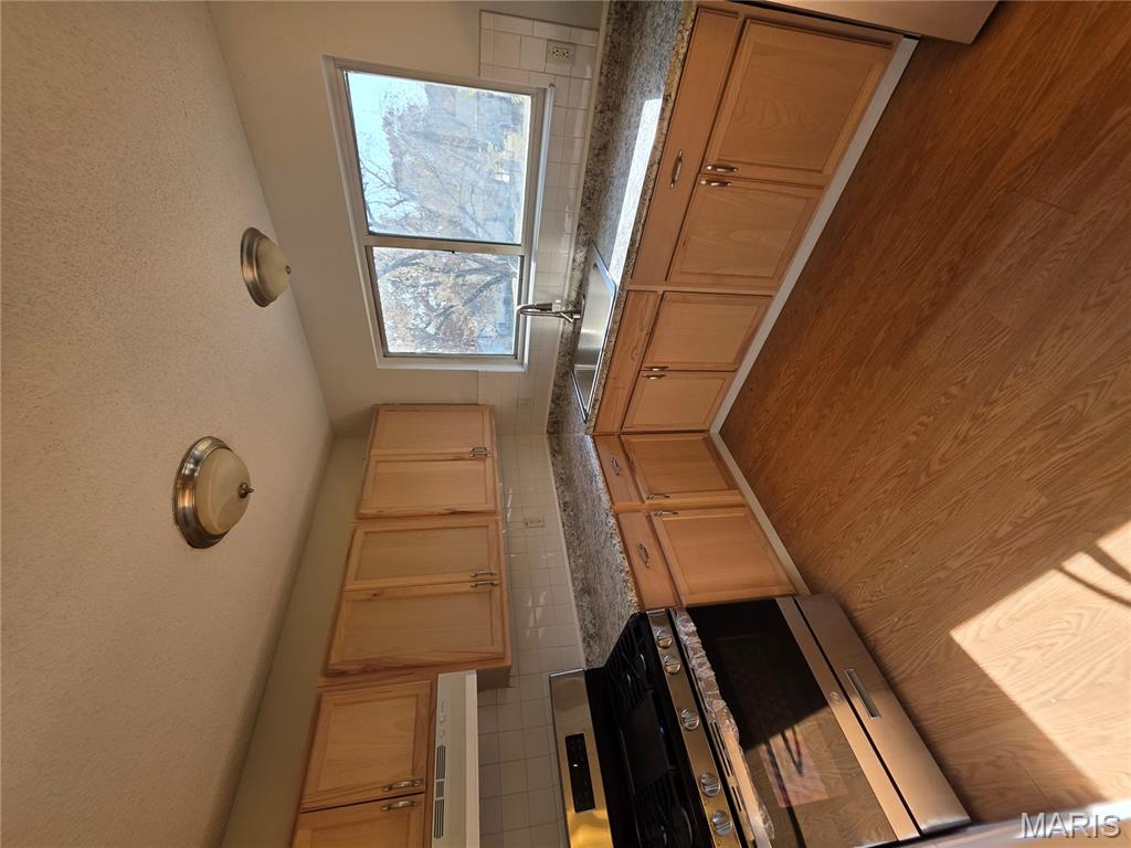 832 Prigge Road St. Louis, MO 63138 - Photo 9 of 32