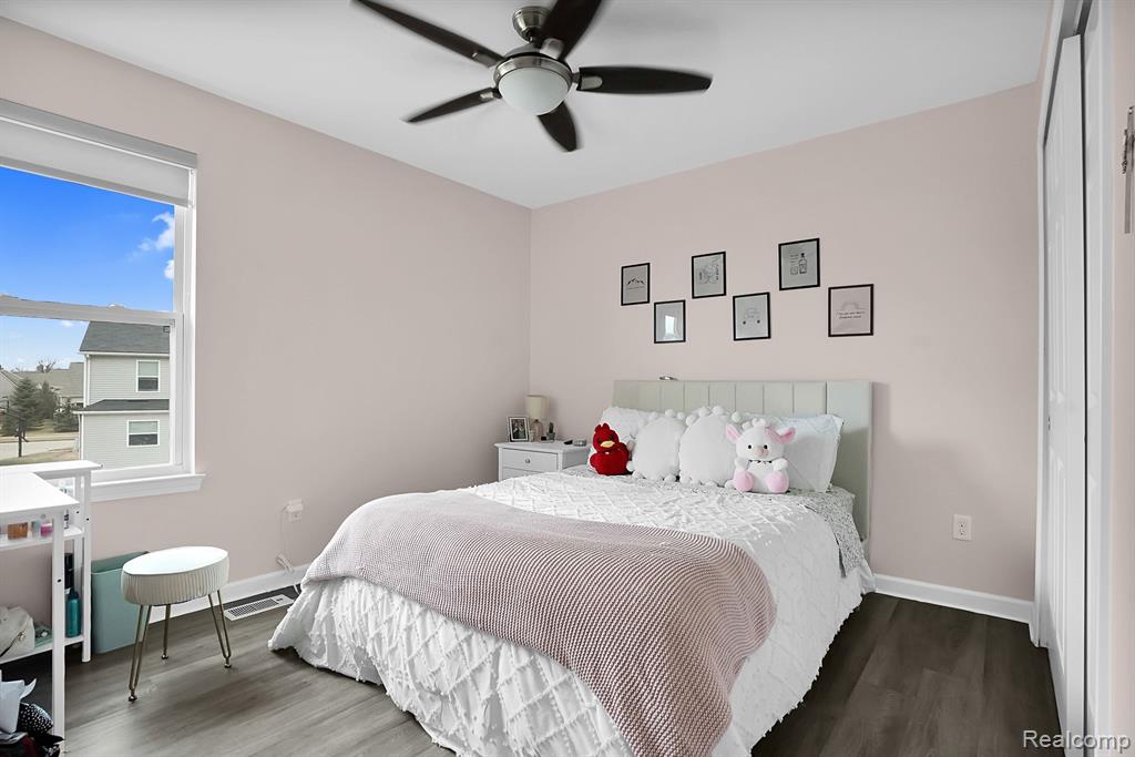48115 Stapleton Avenue Macomb, MI 48042 - Photo 21 of 42 Gallery Image 21