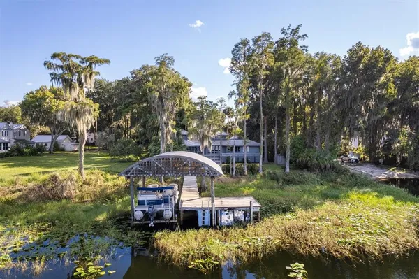 $950,000 | 25608 Devonia Street, Melrose, FL 32666