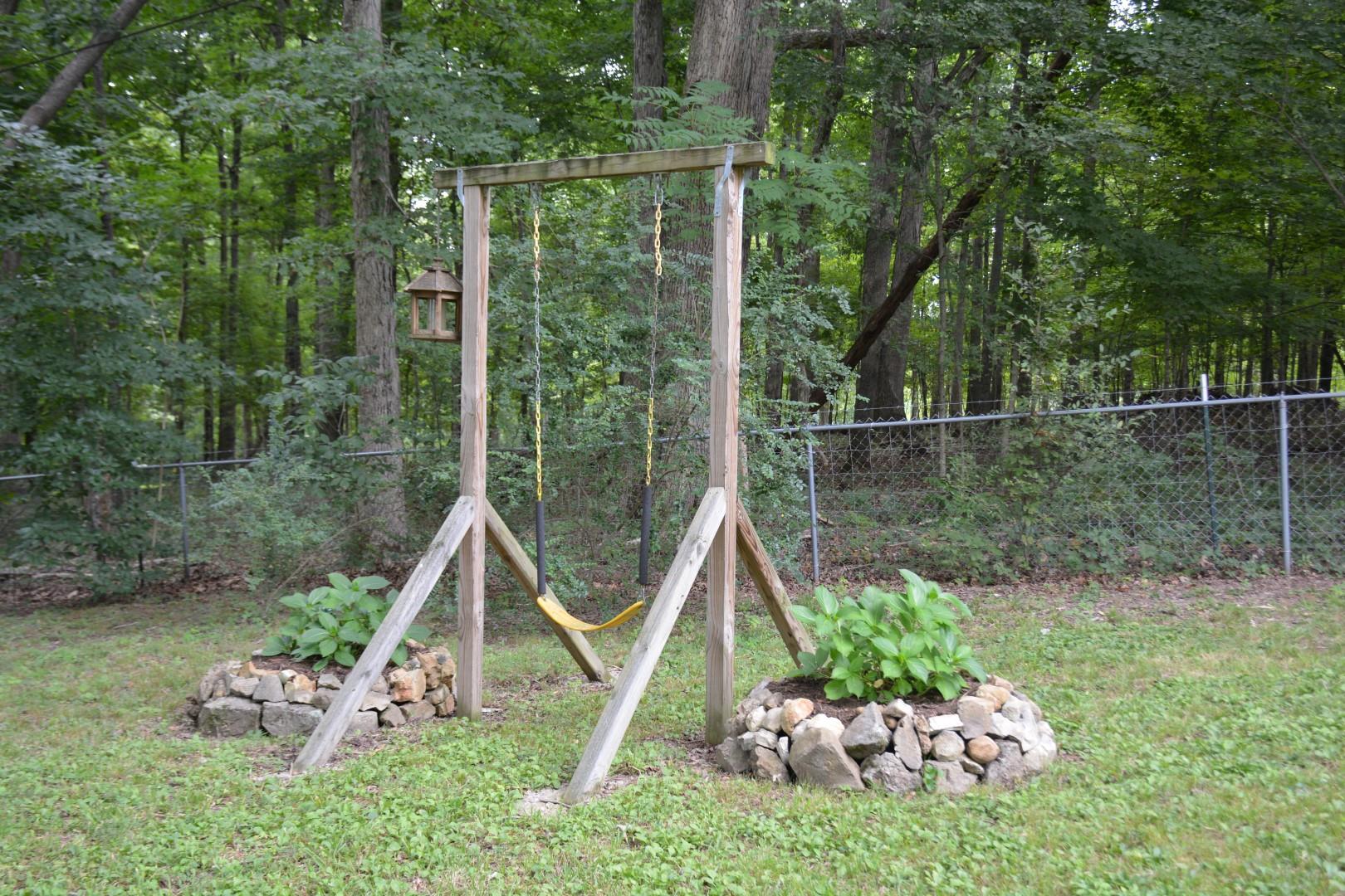 1086 Westfield Road Dickson, TN 37055 - Photo 20 of 30 Swing set in the back yard.
