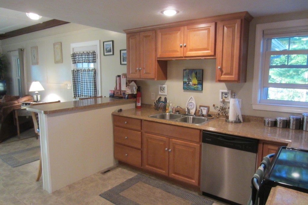 33 Beacon Road Webster, MA 01570 - Photo 22 of 30 Gallery Image 22