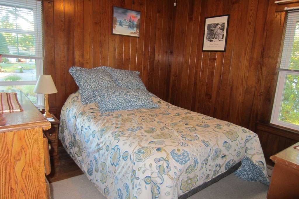 33 Beacon Road Webster, MA 01570 - Photo 25 of 30 Gallery Image 25