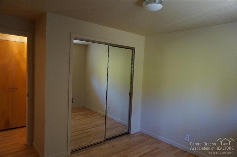 61210 Parrell Road Bend, OR 97702 - Photo 17 of 21 Additional Photo