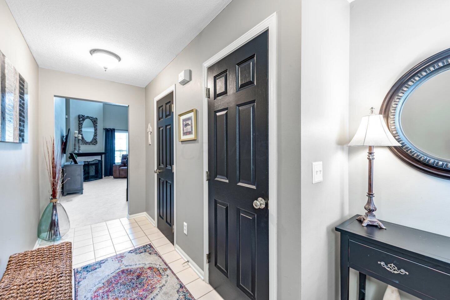 342 Sycamore Ridge Way Columbus, OH 43230 - Photo 3 of 44 Entry