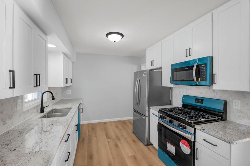 541 Manor Drive Northeast Spring Lake Park, MN 55432 - Photo 11 of 24