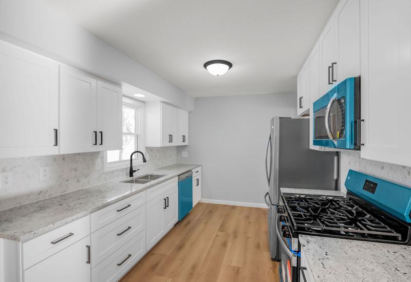 541 Manor Drive Northeast Spring Lake Park, MN 55432 - Photo 12 of 24