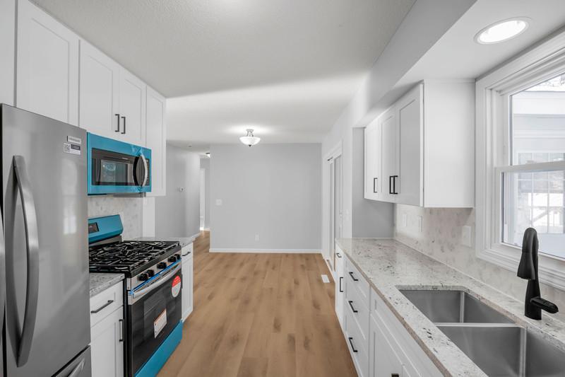 541 Manor Drive Northeast Spring Lake Park, MN 55432 - Photo 13 of 24