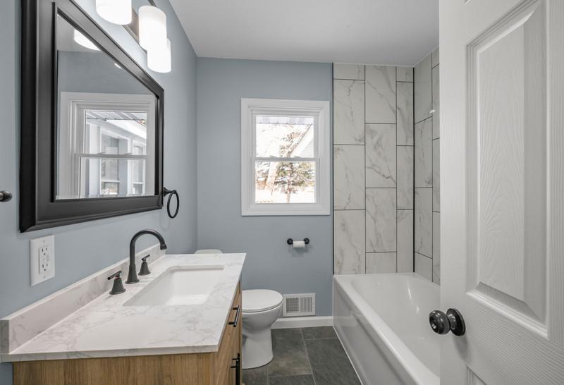 541 Manor Drive Northeast Spring Lake Park, MN 55432 - Photo 14 of 24