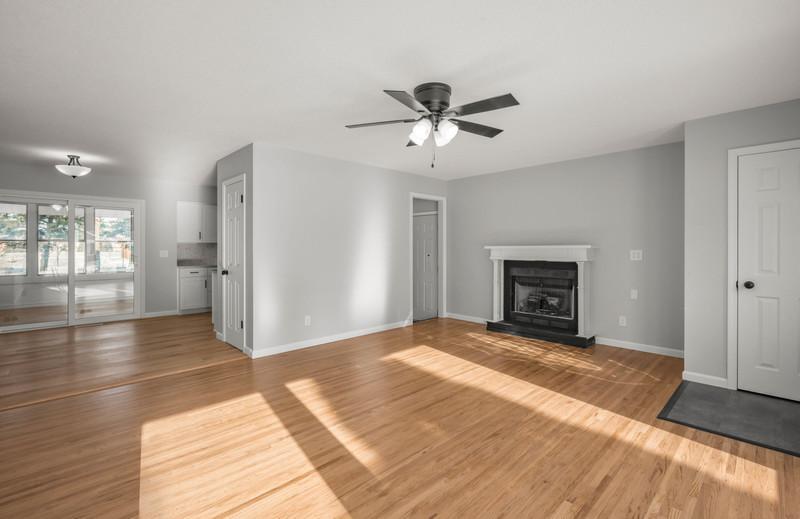 541 Manor Drive Northeast Spring Lake Park, MN 55432 - Photo 6 of 24