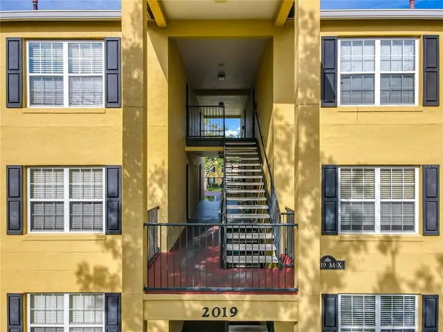 $178,900 | 2019 Dixie Belle Drive, Unit 2019T, Orlando, FL 32812