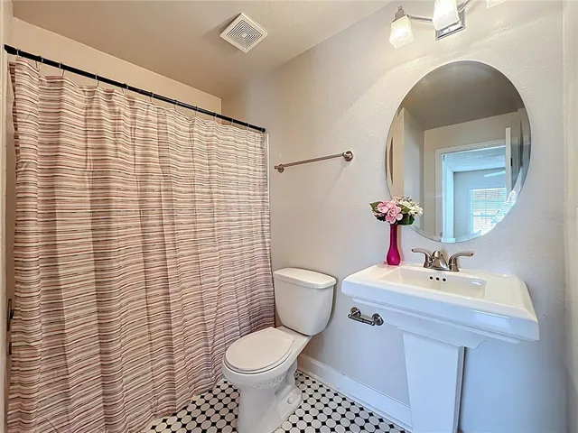 $178,900 | 2019 Dixie Belle Drive, Unit 2019T, Orlando, FL 32812