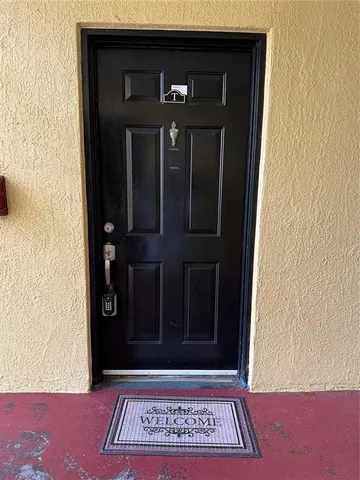 $178,900 | 2019 Dixie Belle Drive, Unit 2019T, Orlando, FL 32812