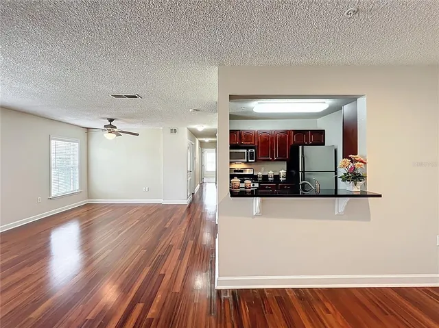 $178,900 | 2019 Dixie Belle Drive, Unit 2019T, Orlando, FL 32812