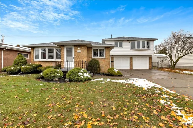 $299,900 | 64 Joseph Drive, Tonawanda, NY 14150