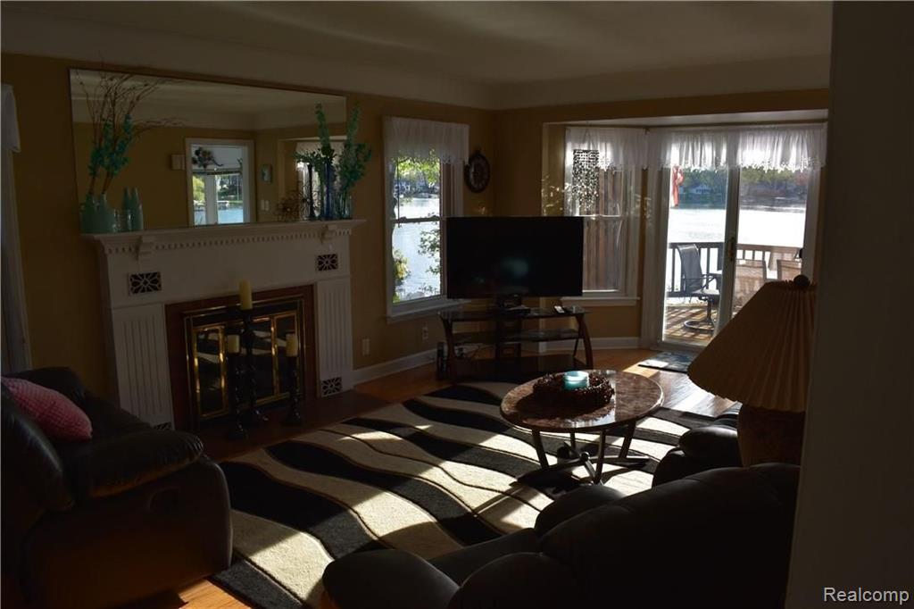 2913 Lansdowne Road Waterford, MI 48329 - Photo 24 of 24