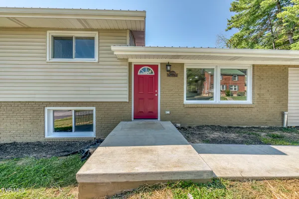 $399,777 | 1216 Norway Street, Bristol, VA 24201