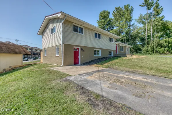 $399,777 | 1216 Norway Street, Bristol, VA 24201