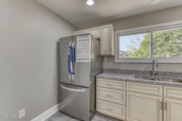 $399,777 | 1216 Norway Street, Bristol, VA 24201