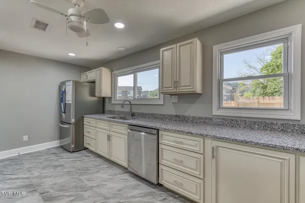 $399,777 | 1216 Norway Street, Bristol, VA 24201