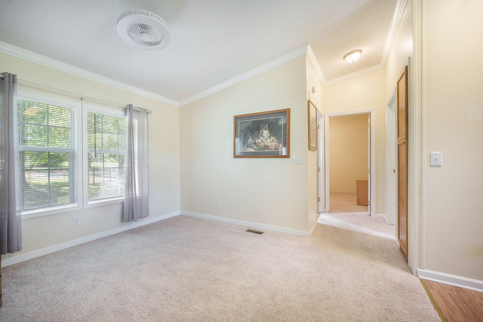 1090 Limerick Lane Manning, SC 29102 - Photo 13 of 47 Dining Area