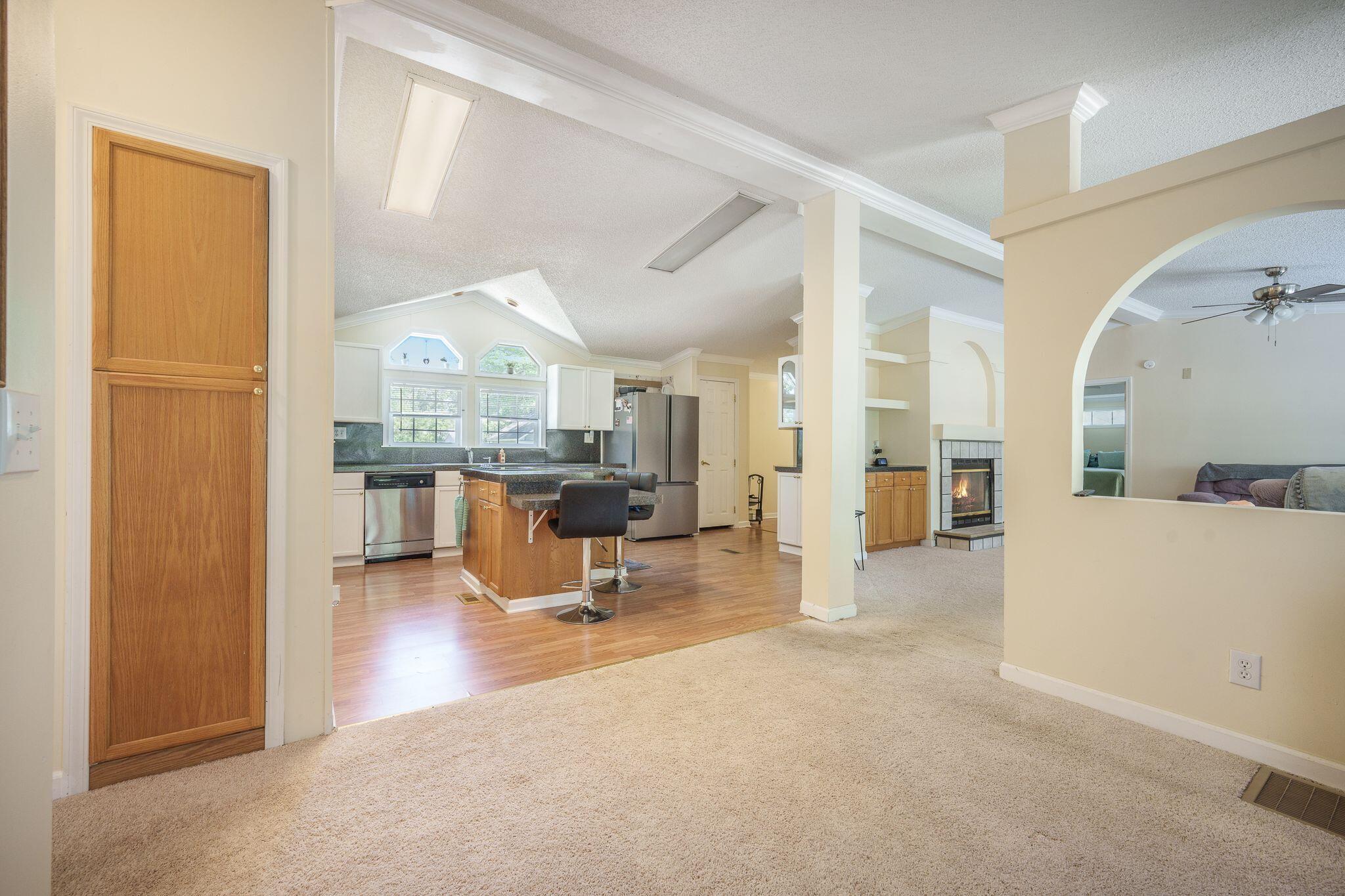 1090 Limerick Lane Manning, SC 29102 - Photo 15 of 47 Dining Area