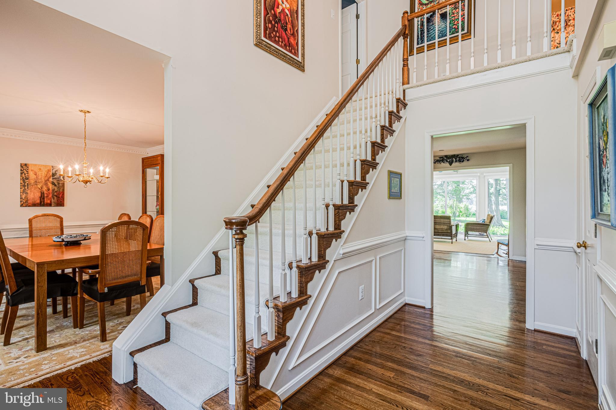 106 Indian Point Road Stafford, VA 22554 - Photo 3 of 58 Staircase to 2nd Floor