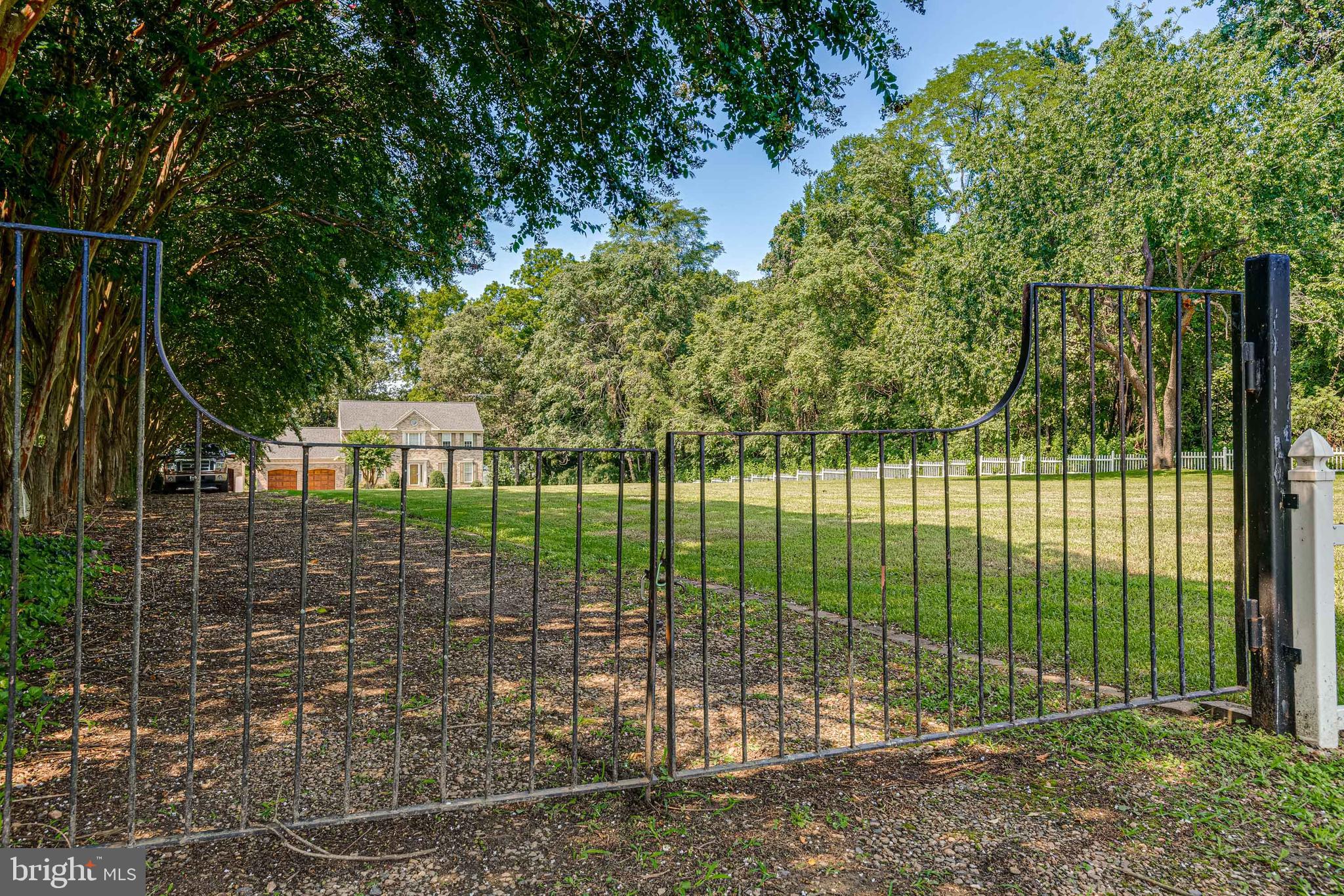 106 Indian Point Road Stafford, VA 22554 - Photo 53 of 58 Gated Driveway