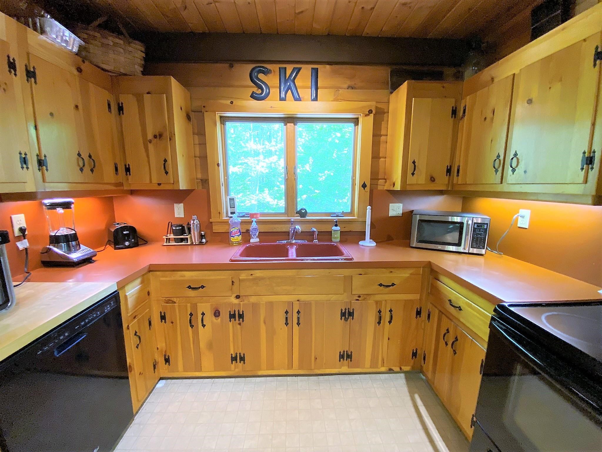 171 Ellison Loop Ludlow, VT 05149 - Photo 13 of 20