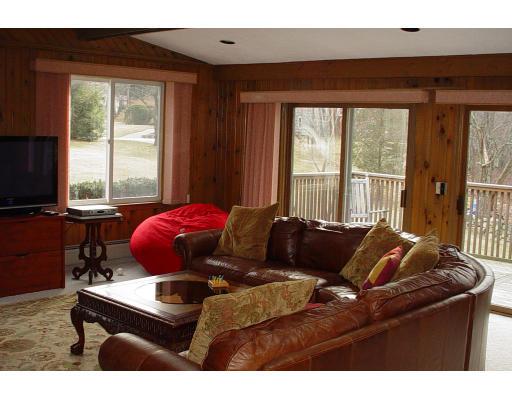6 Stagecoach Road Medfield, MA 02052 - Photo 9 of 20 Gallery Image 9