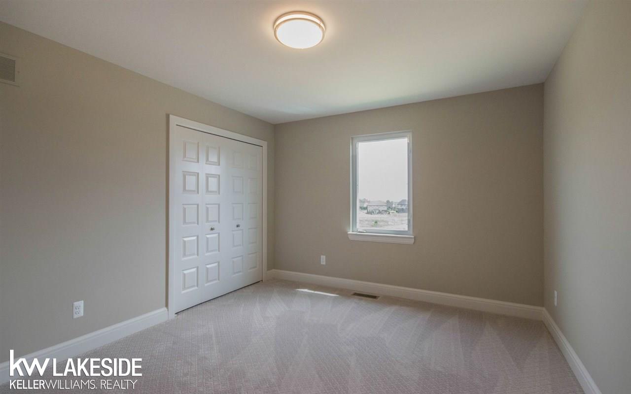 1719 Traceky, Unit 275 Rochester Hills, MI 48306 - Photo 35 of 39