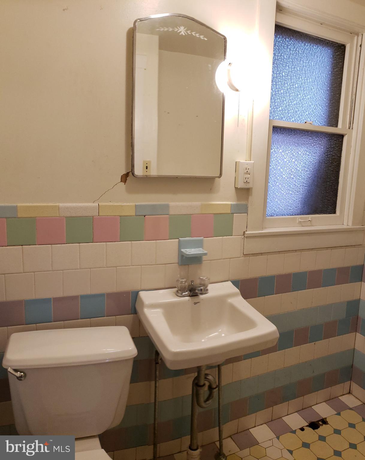 106 Decatur Street Cumberland, MD 21502 - Photo 13 of 23 1/2 Bath