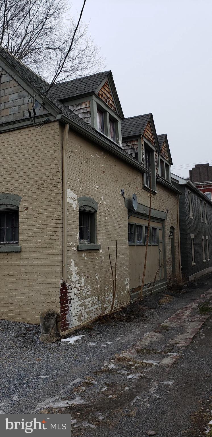 106 Decatur Street Cumberland, MD 21502 - Photo 21 of 23 Carriage House