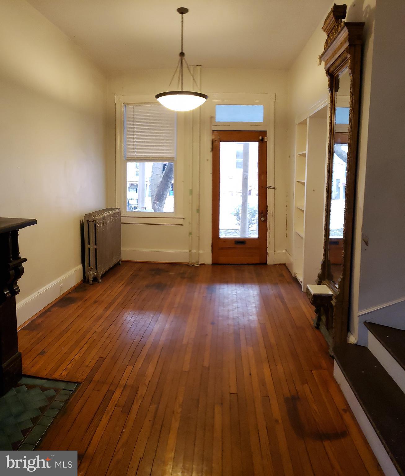 106 Decatur Street Cumberland, MD 21502 - Photo 5 of 23 Foyer
