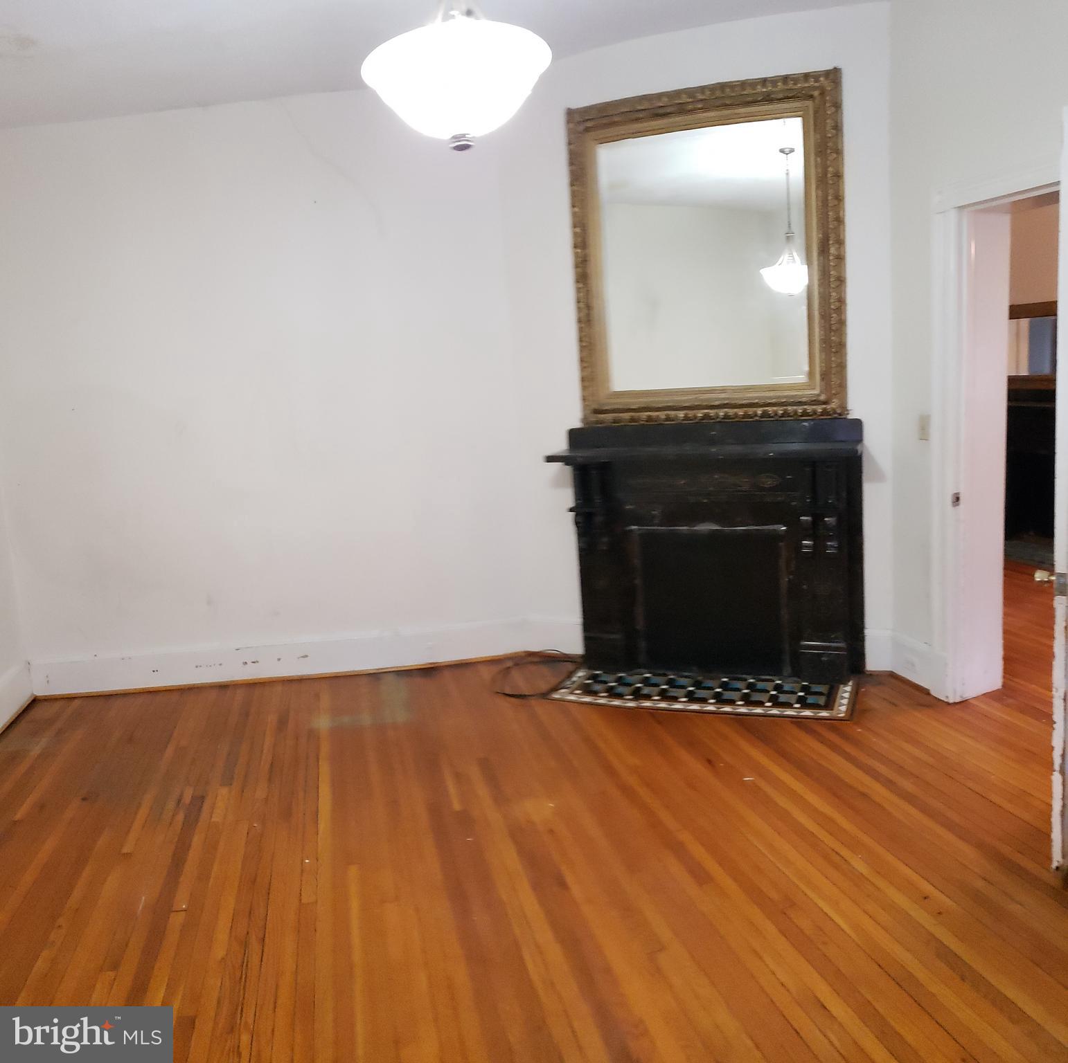 106 Decatur Street Cumberland, MD 21502 - Photo 6 of 23 Living