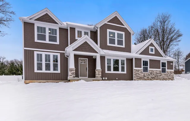 $699,900 | 5950 Boxthorn Trail, Kalamazoo, MI 49009