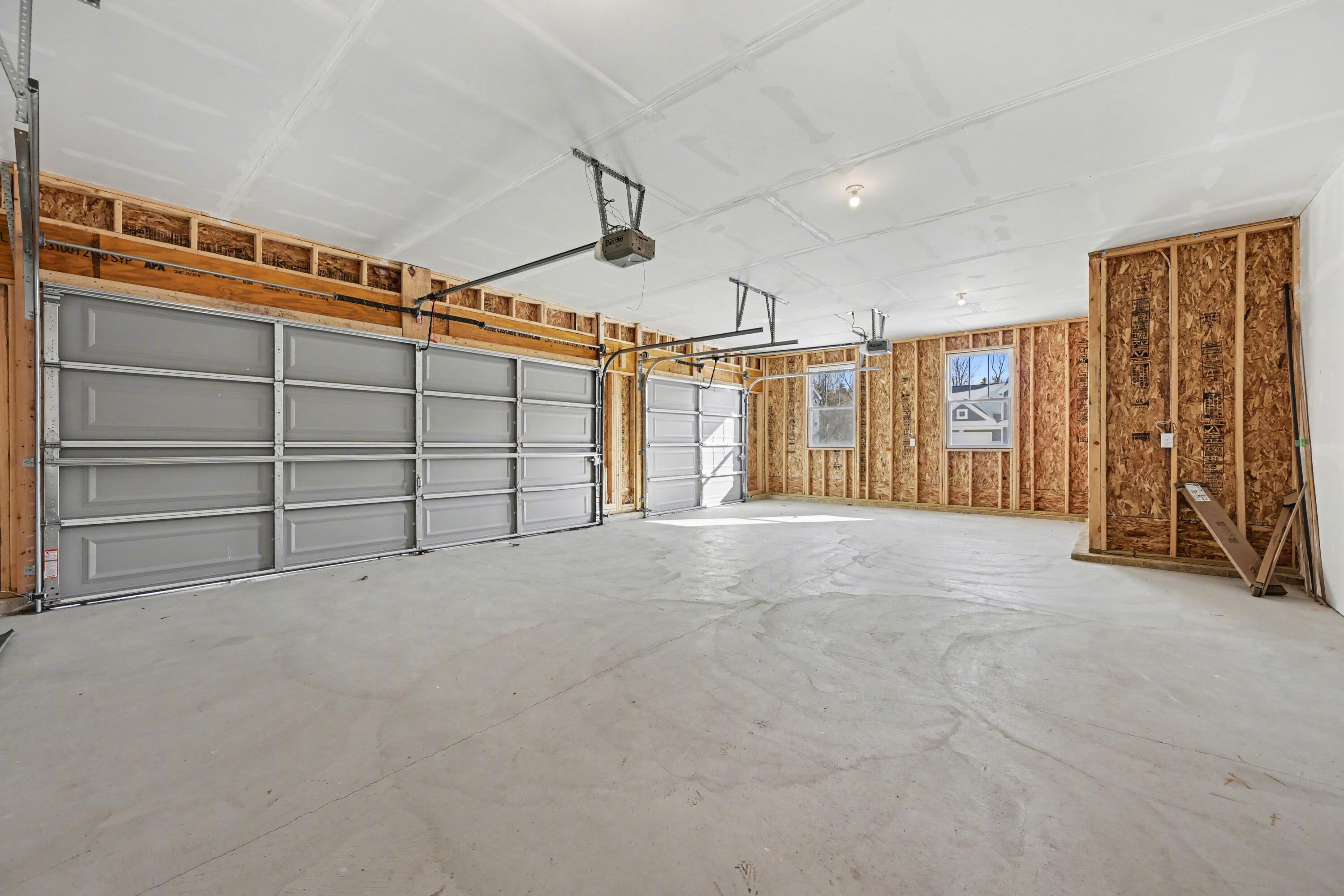 5950 Boxthorn Trail Kalamazoo, MI 49009 - Photo 27 of 33 APN002-T3400-3 stall sideload