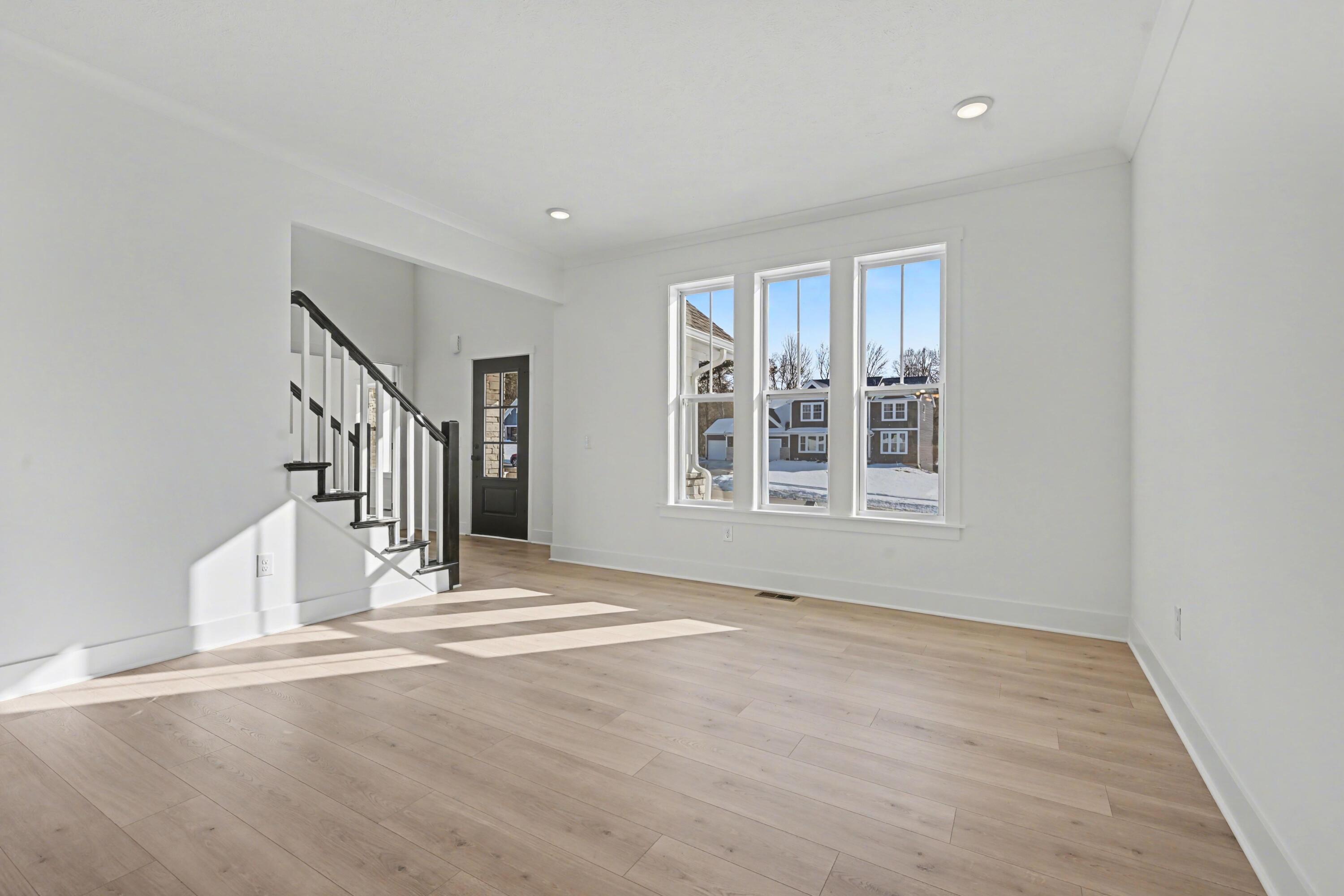 5950 Boxthorn Trail Kalamazoo, MI 49009 - Photo 3 of 33 APN002-T3400-Living Room