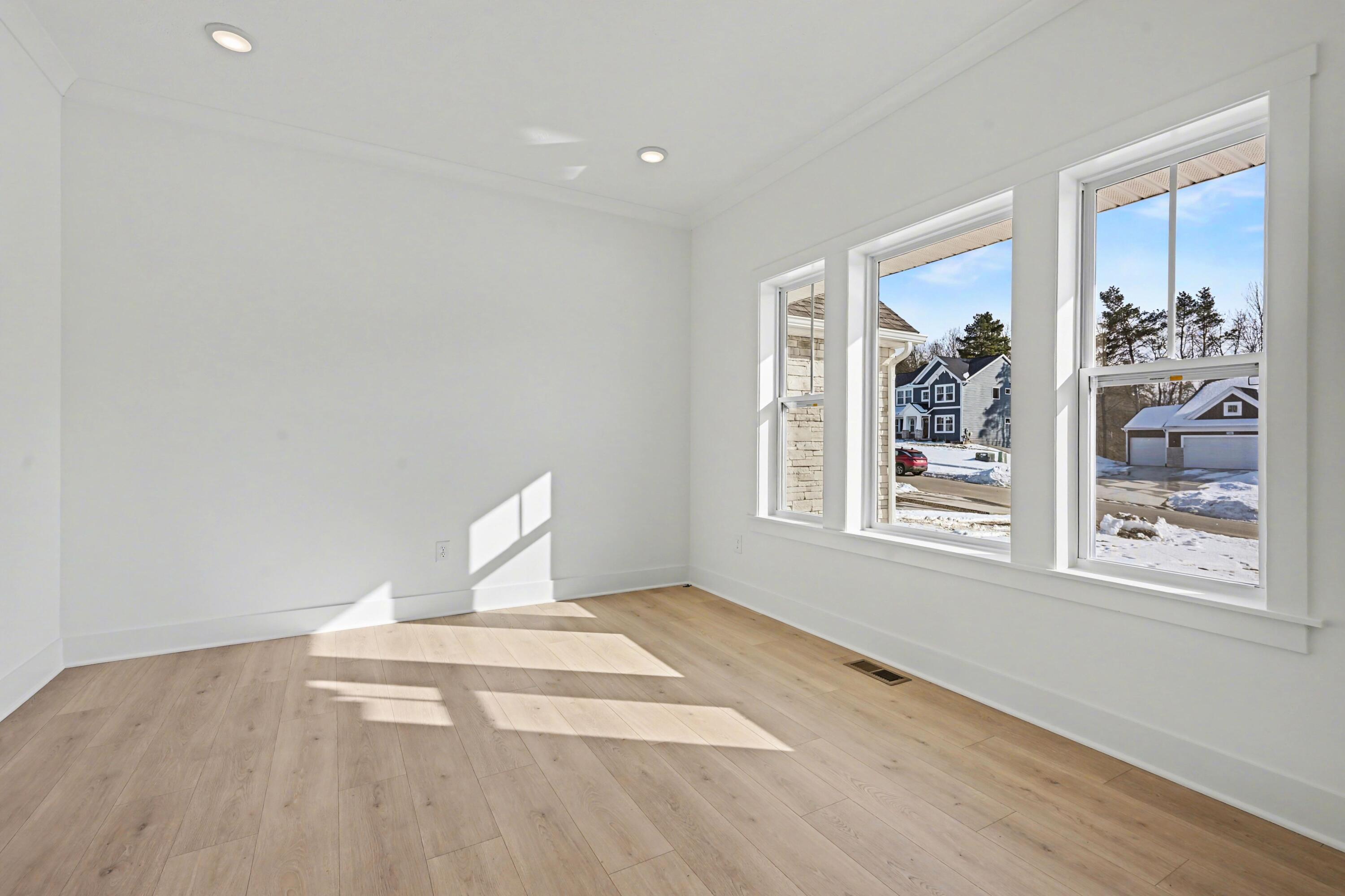 5950 Boxthorn Trail Kalamazoo, MI 49009 - Photo 5 of 33 APN002-T3400-Den