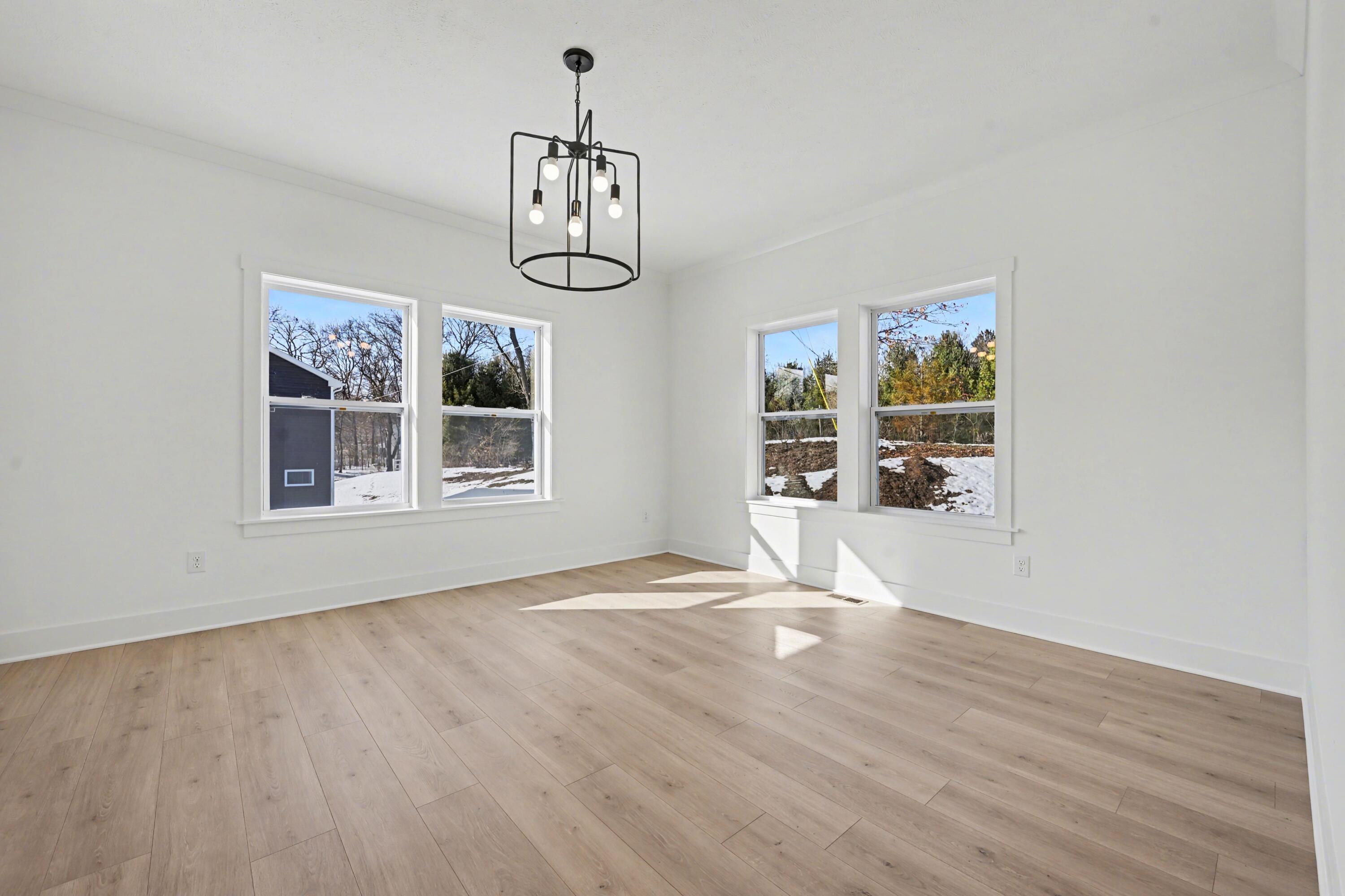 5950 Boxthorn Trail Kalamazoo, MI 49009 - Photo 10 of 33 APN002-T3400-Dining Room
